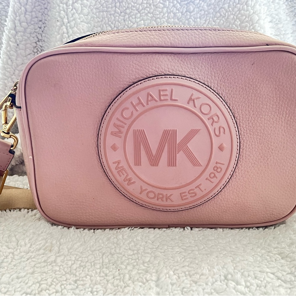 Michael kors crossbody